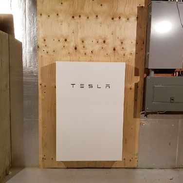 Teslas power bank